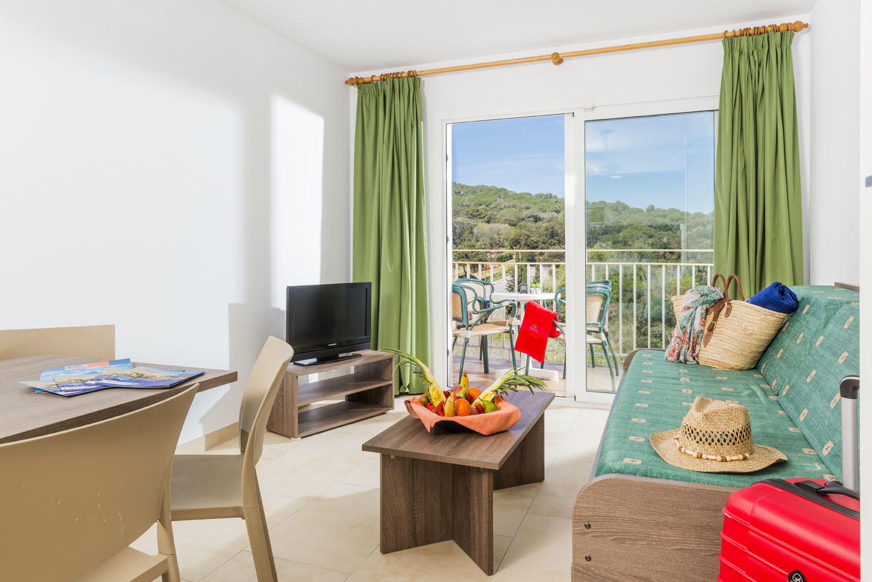 Condado By Marsol Apartment